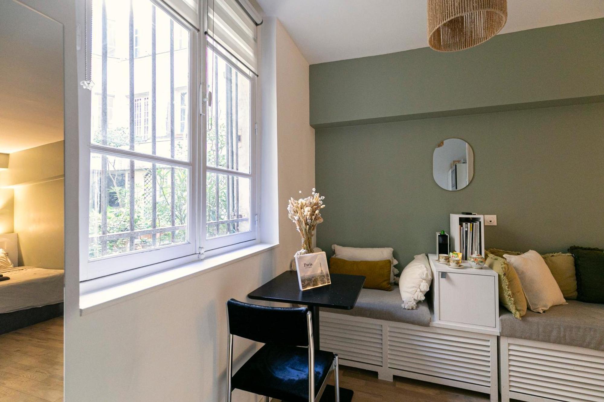 Design And Quiet Studio On Wooded Courtyard ! Paris Exterior foto
